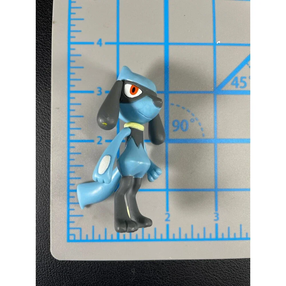 Pokemon Nintendo Jakks Pacific Riolu Figure Figurine 2007